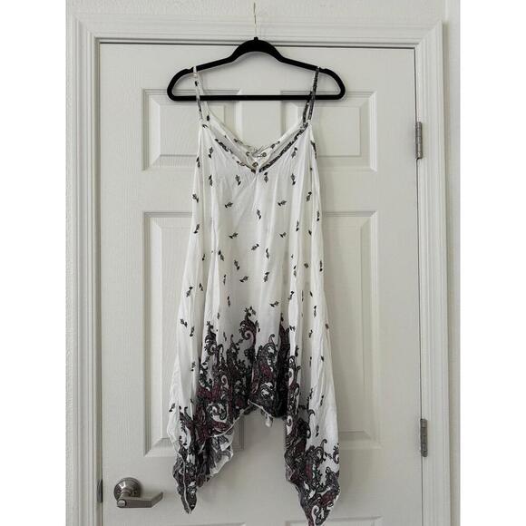 Beach Coverup - Picture 2 of 2